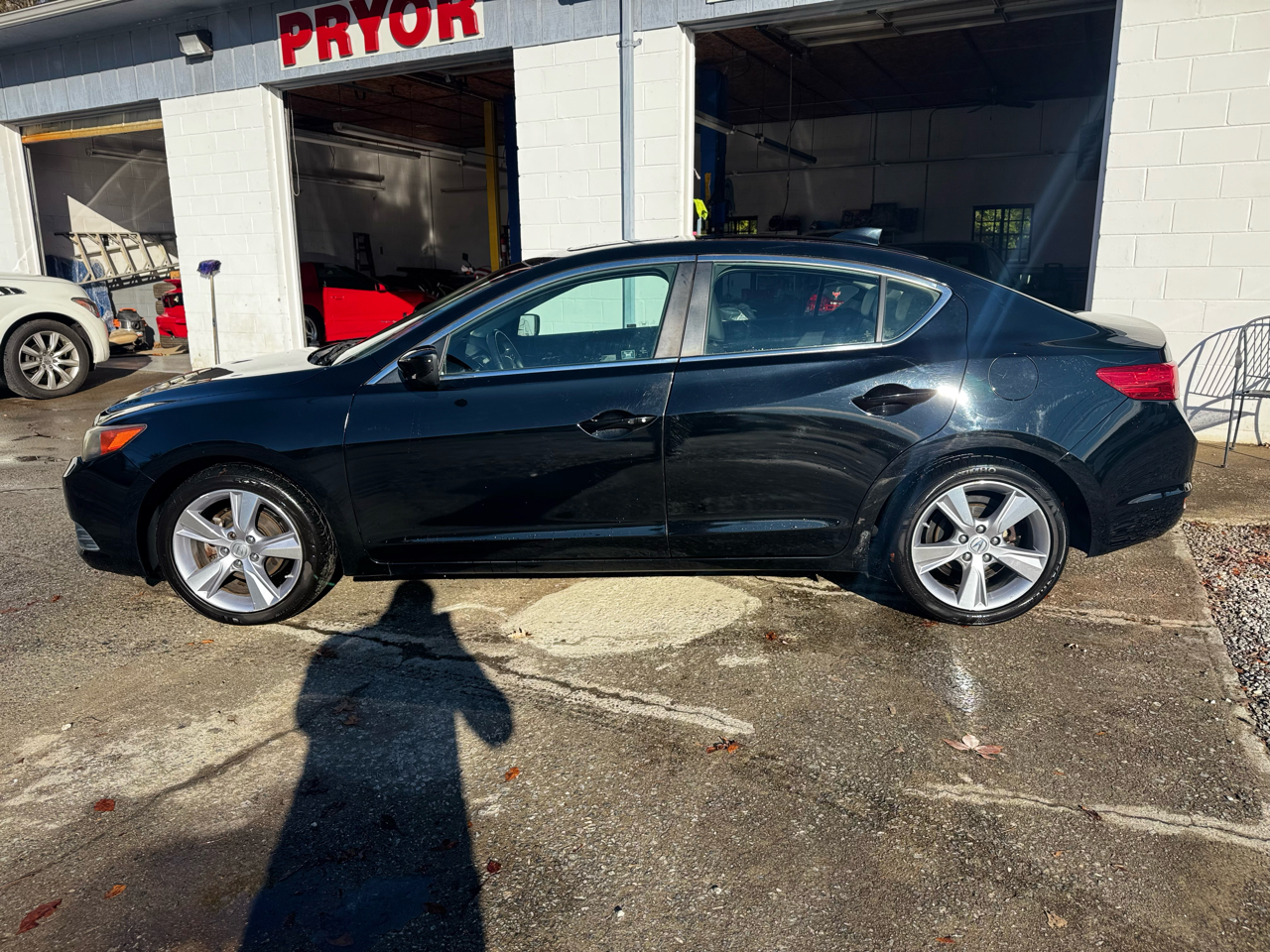 Acura ILX 4dr Sdn 2.0L Premium Pkg 2013 Acura ILX 4dr Sdn 2.0L Premium Pkg 2013