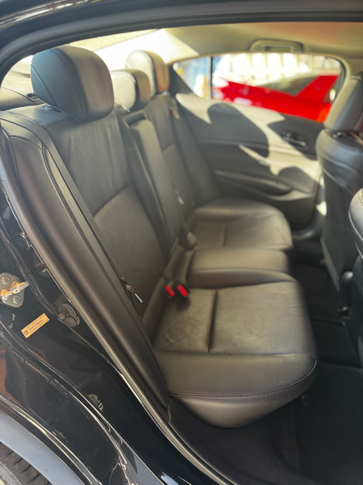 Acura ILX 4dr Sdn 2.0L Premium Pkg 2013 Acura ILX 4dr Sdn 2.0L Premium Pkg 2013