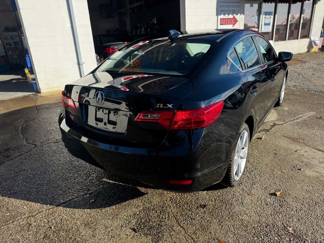 Acura ILX 4dr Sdn 2.0L Premium Pkg 2013 Acura ILX 4dr Sdn 2.0L Premium Pkg 2013