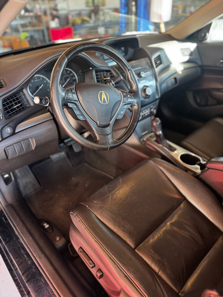 Acura ILX 4dr Sdn 2.0L Premium Pkg 2013 Acura ILX 4dr Sdn 2.0L Premium Pkg 2013