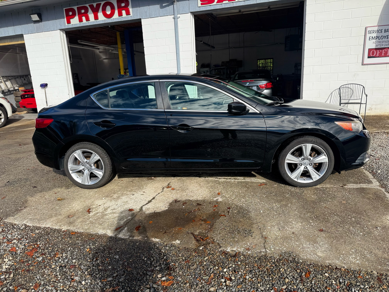 Acura ILX 4dr Sdn 2.0L Premium Pkg 2013 Acura ILX 4dr Sdn 2.0L Premium Pkg 2013