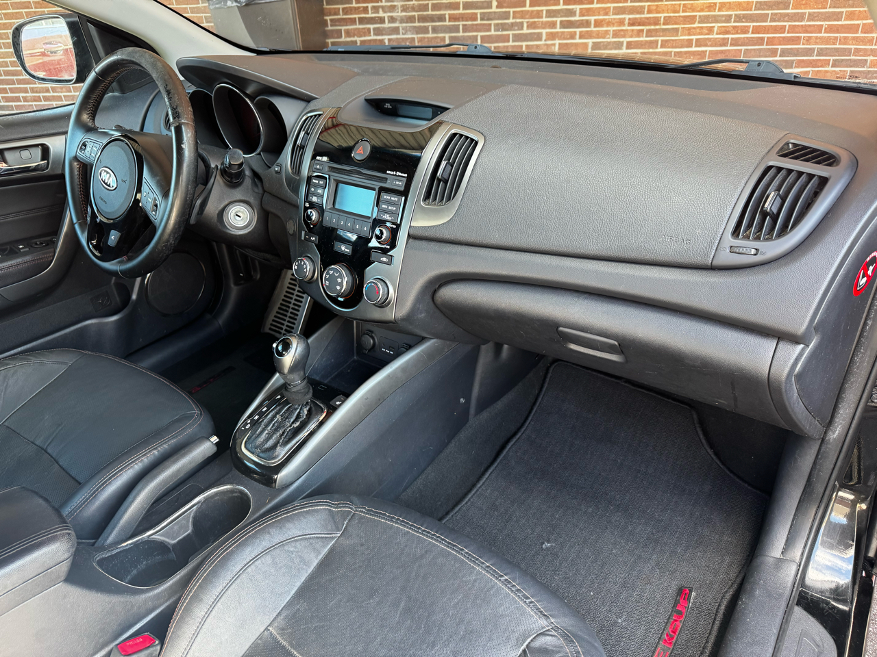 Kia Forte Koup 2dr Cpe Auto SX 2013 Kia Forte Koup 2dr Cpe Auto SX 2013