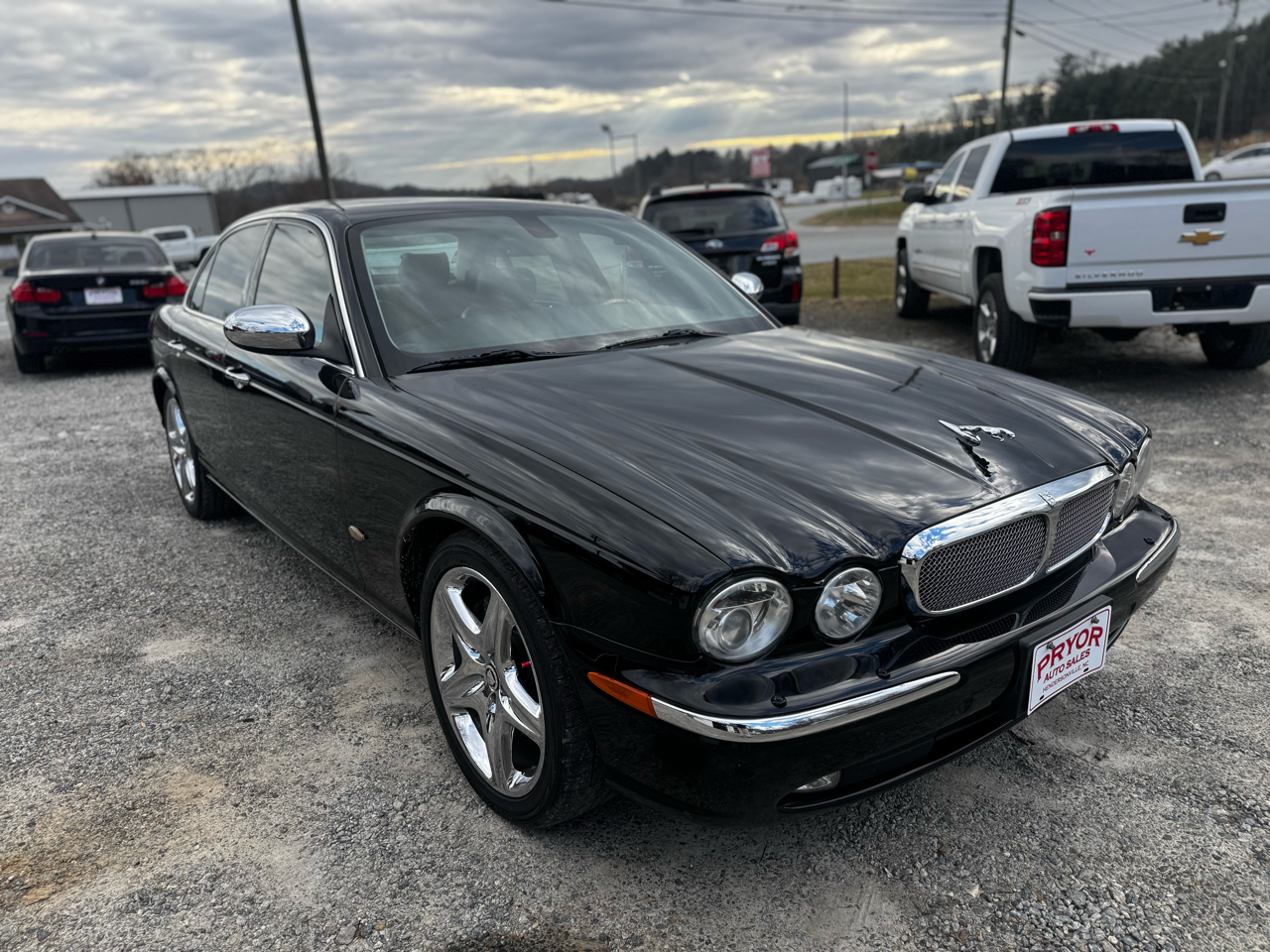 Jaguar XJ 4dr Sdn XJ8 2007