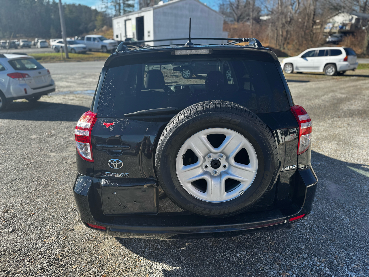 Toyota RAV4 4WD 4dr 4-cyl 4-Spd AT (Natl) 2011