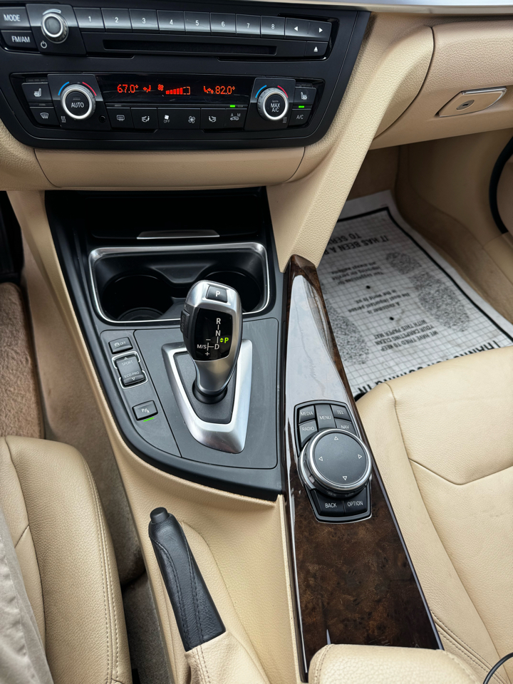 BMW 3 Series 4dr Sdn 328i RWD 2015