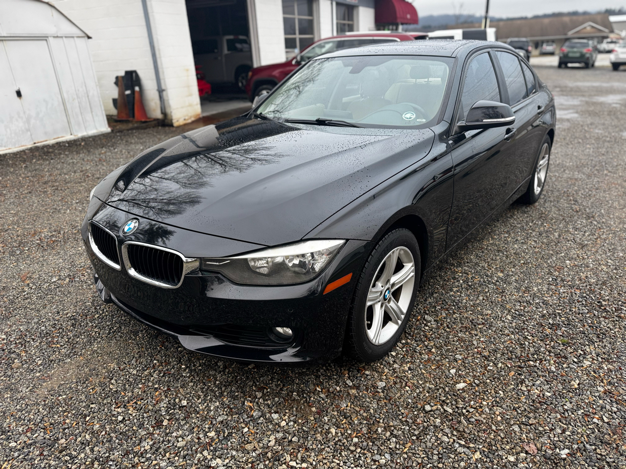 BMW 3 Series 4dr Sdn 328i RWD 2015