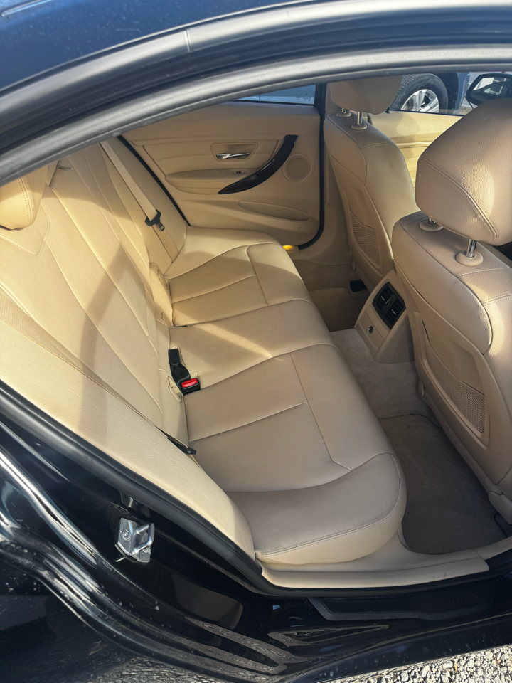 BMW 3 Series 4dr Sdn 328i RWD 2015