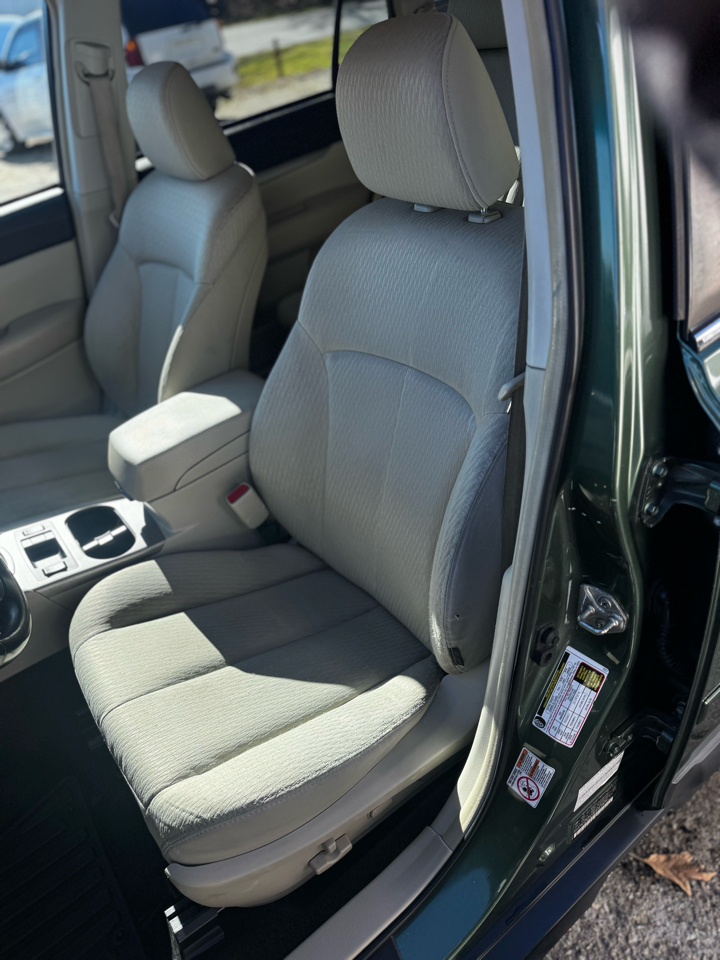 Subaru Outback 4dr Wgn H4 Auto 2.5i Premium 2012