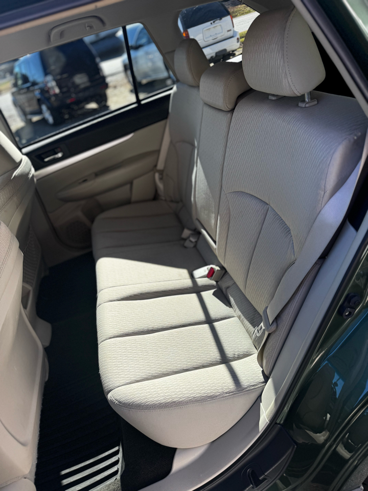 Subaru Outback 4dr Wgn H4 Auto 2.5i Premium 2012