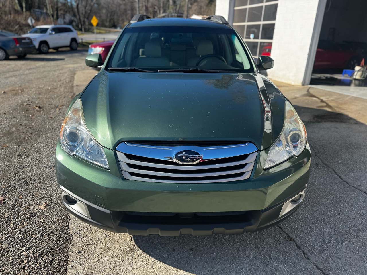 Subaru Outback 4dr Wgn H4 Auto 2.5i Premium 2012