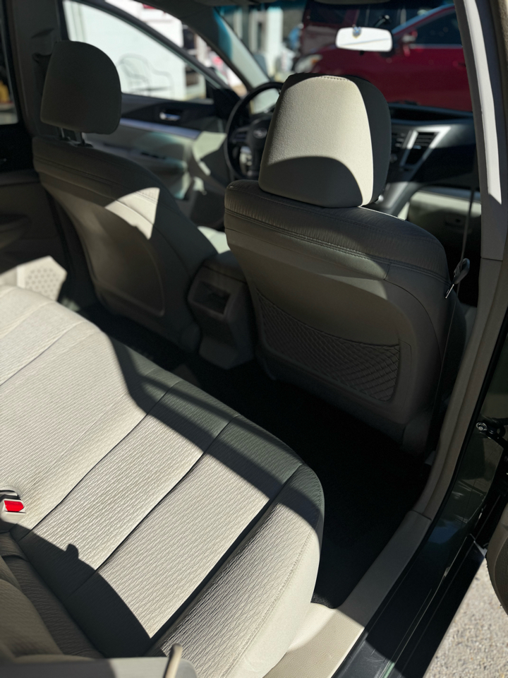 Subaru Outback 4dr Wgn H4 Auto 2.5i Premium 2012