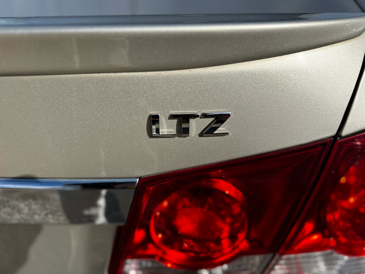 Chevrolet Cruze 4dr Sdn LTZ 2013