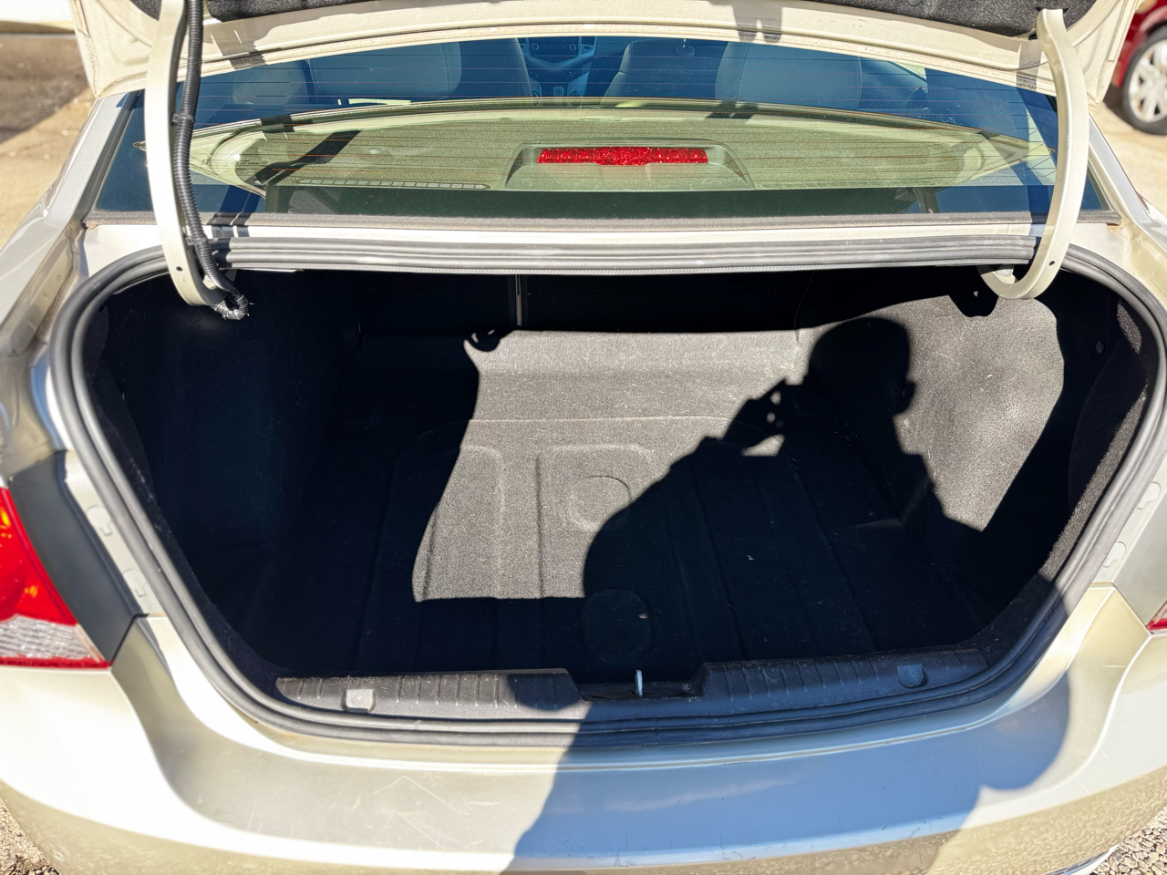 Chevrolet Cruze 4dr Sdn LTZ 2013