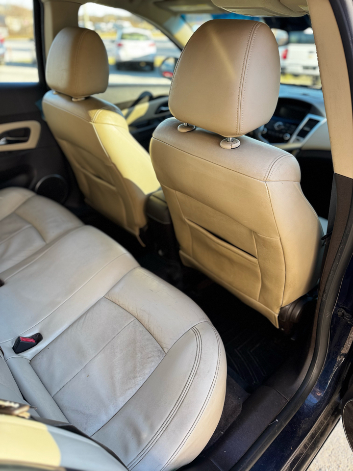 Chevrolet Cruze 4dr Sdn LT w/2LT 2011