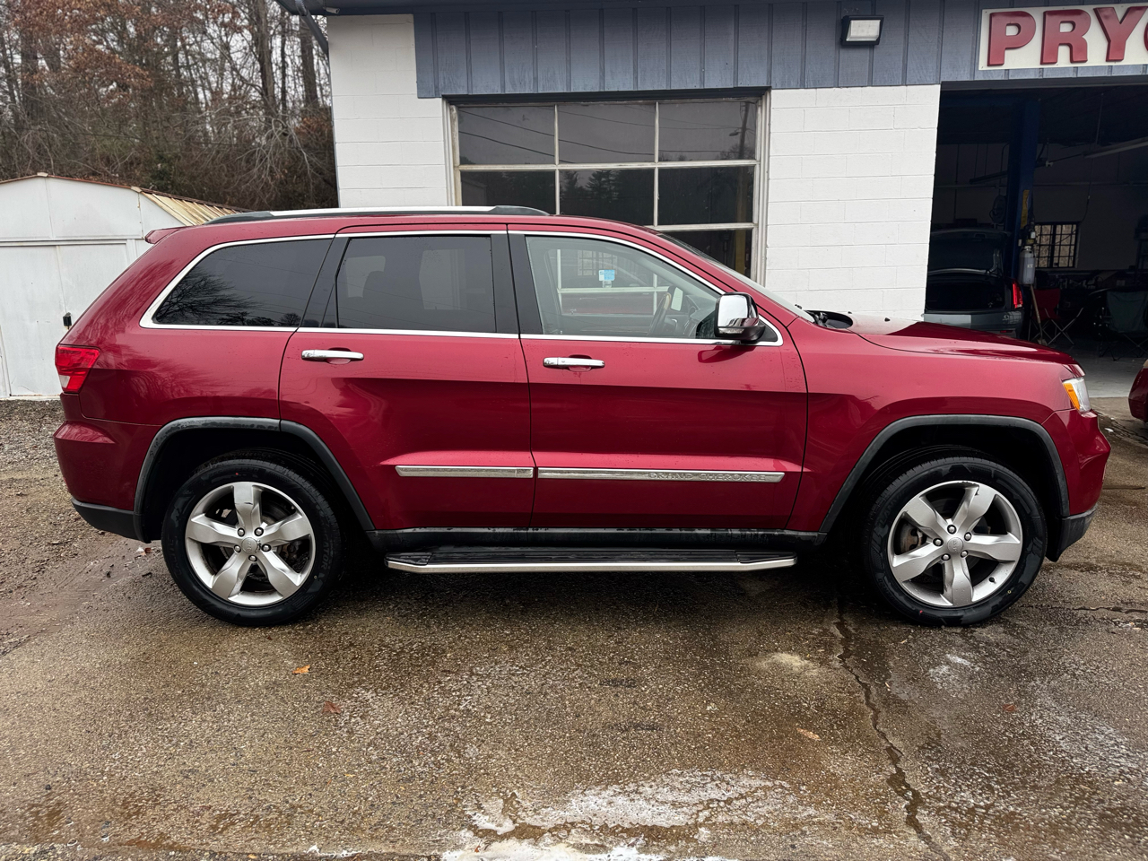 Jeep Grand Cherokee 4WD 4dr Overland 2012