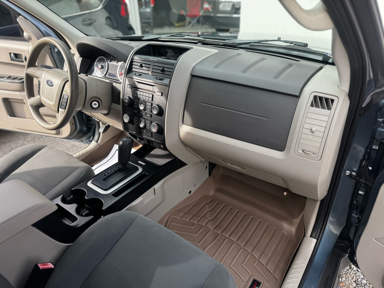 Ford Escape FWD 4dr XLS 2012