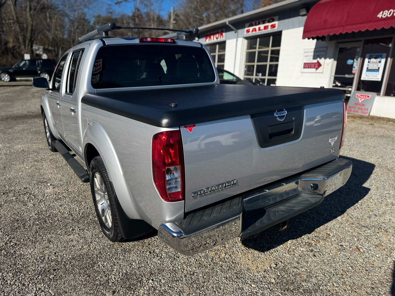 Nissan Frontier 2WD Crew Cab SWB Auto SL 2012