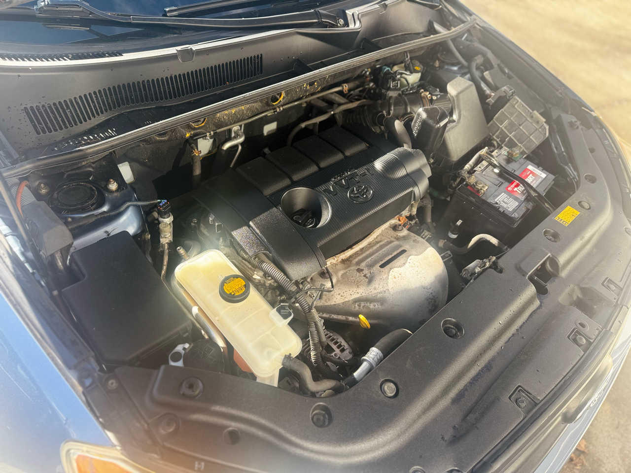 Toyota RAV4 4WD 4dr I4 (Natl) 2012