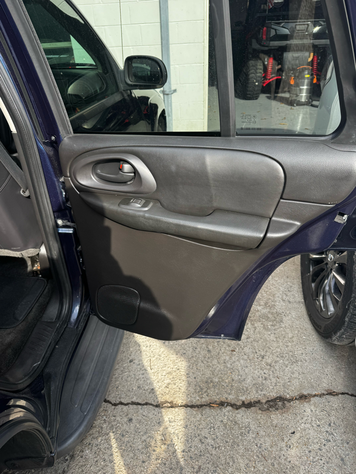 Chevrolet TrailBlazer 4WD 4dr LT w/3LT 2009