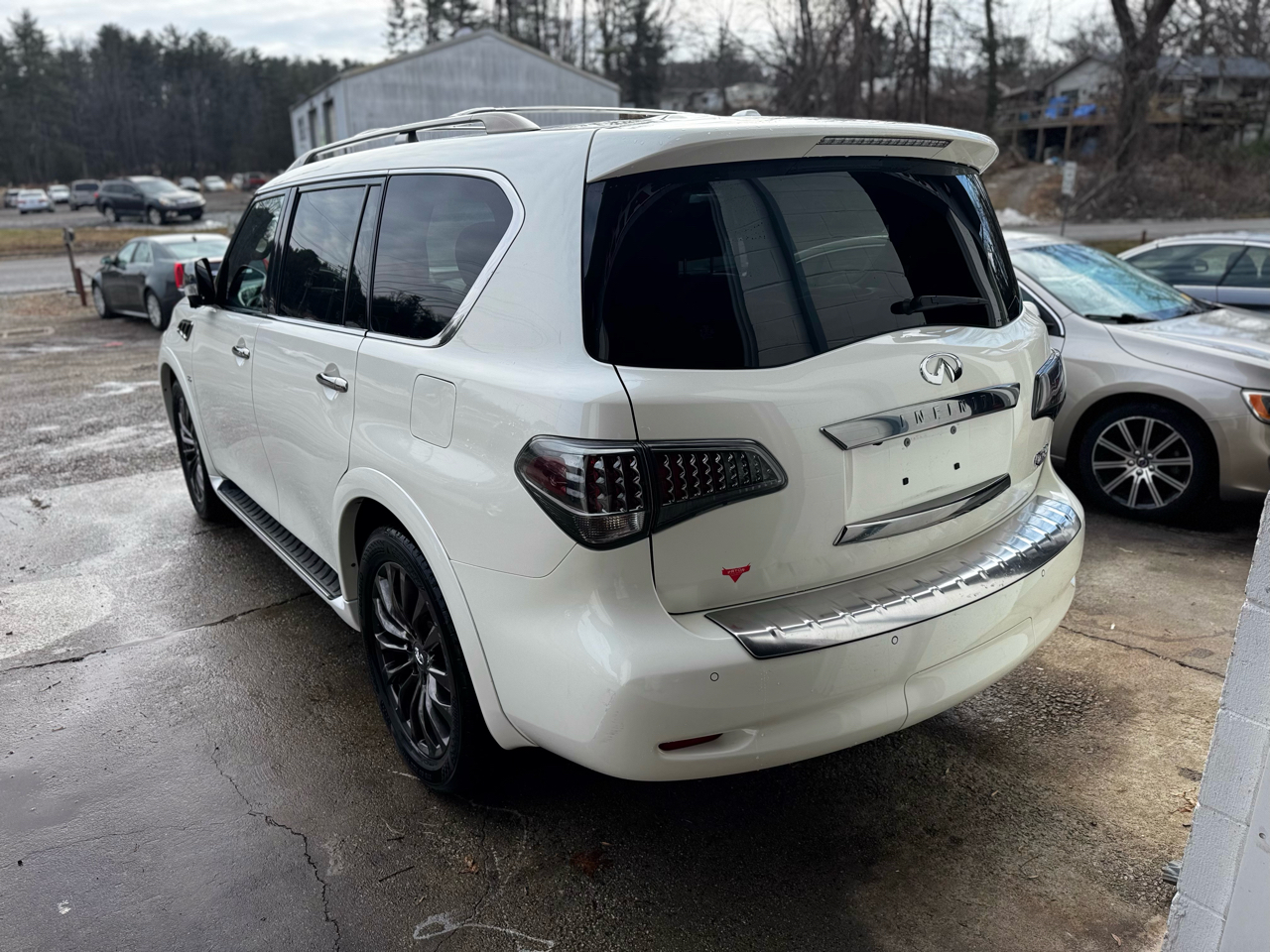 Infiniti QX80 4WD 4dr Limited 2015