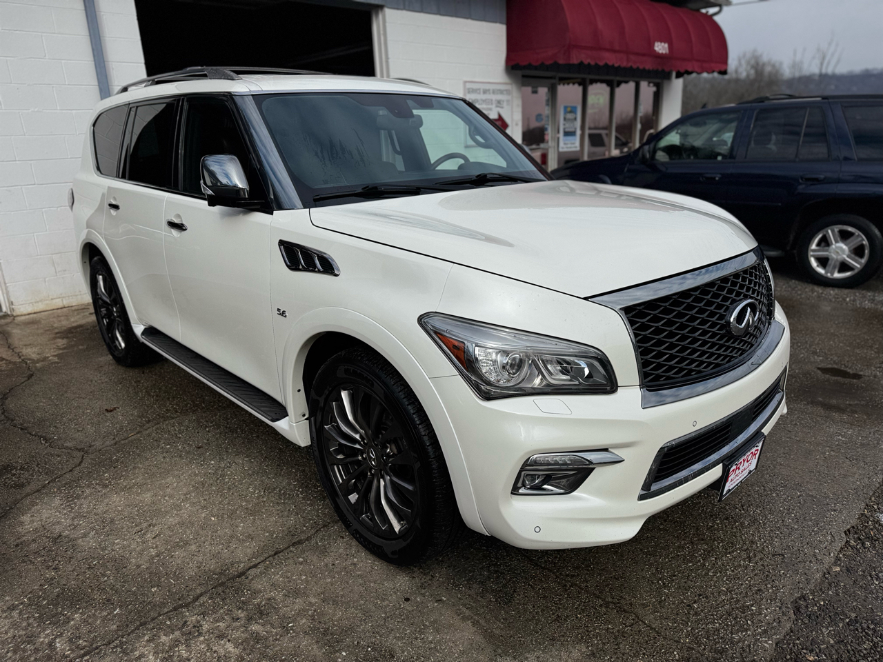 Infiniti QX80 4WD 4dr Limited 2015