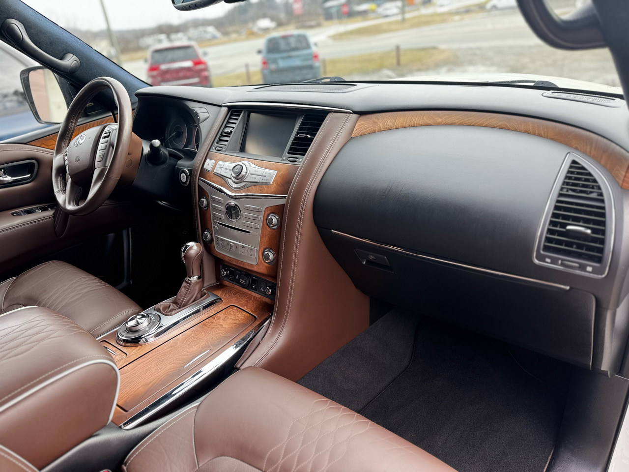 Infiniti QX80 4WD 4dr Limited 2015