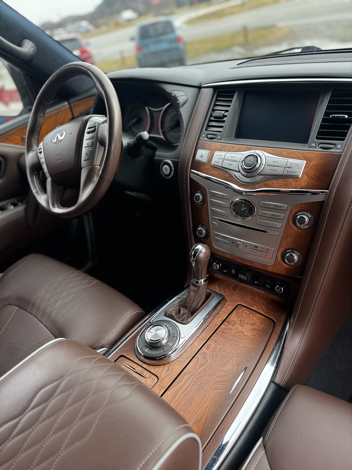 Infiniti QX80 4WD 4dr Limited 2015