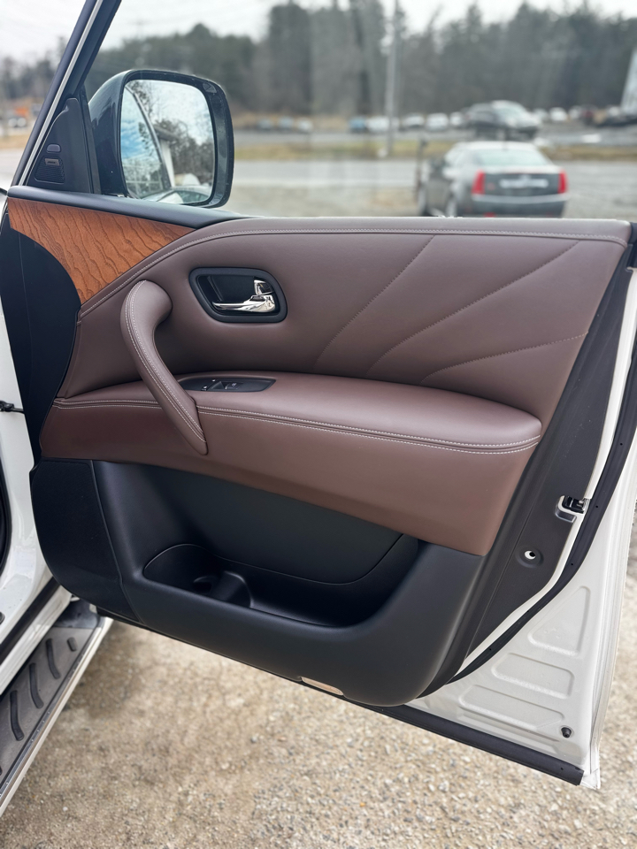 Infiniti QX80 4WD 4dr Limited 2015