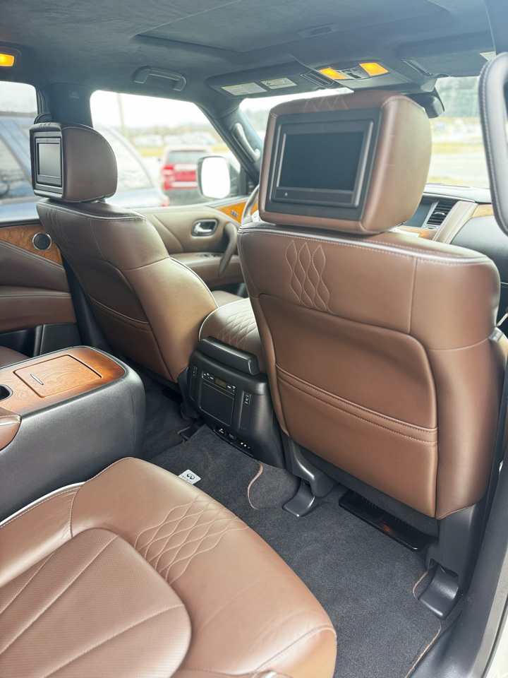 Infiniti QX80 4WD 4dr Limited 2015