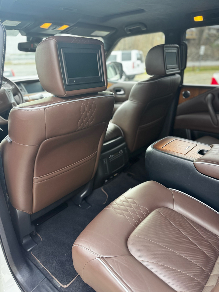 Infiniti QX80 4WD 4dr Limited 2015