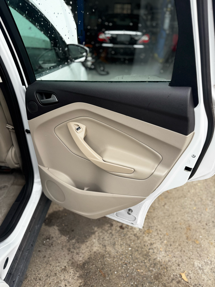 Ford C-Max Hybrid 5dr HB SEL 2016