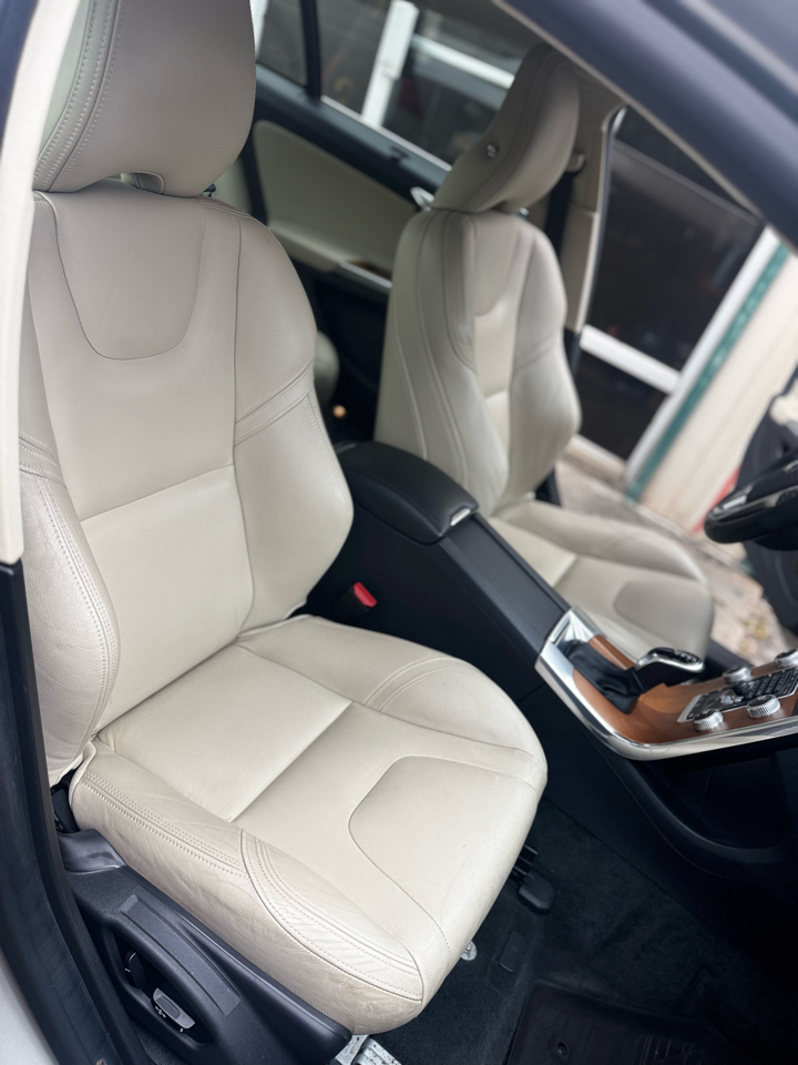 Volvo S60 Inscription 4dr Sdn T5 Drive-E Premier FWD 2016