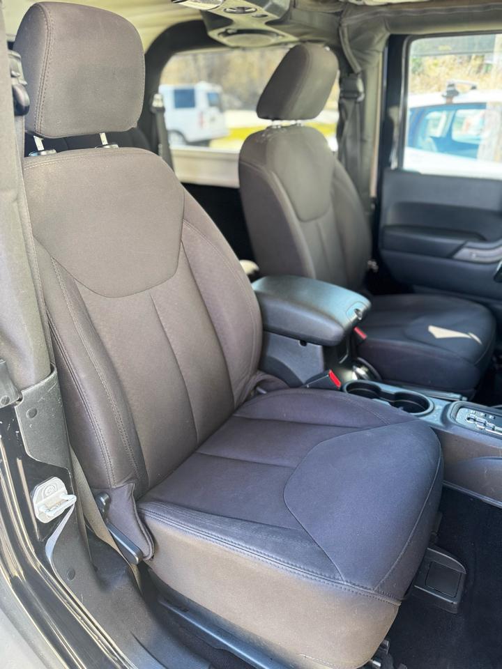 Jeep Wrangler 4WD 2dr Sport 2014