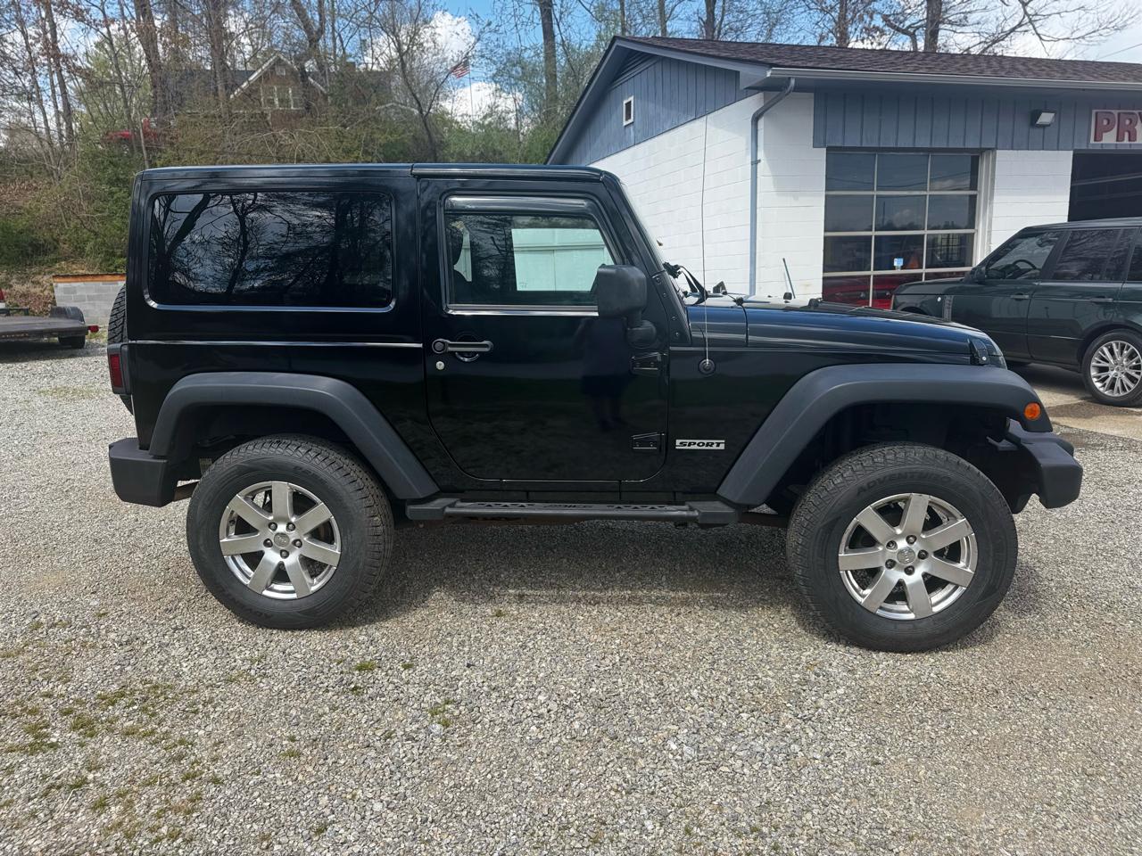 Jeep Wrangler 4WD 2dr Sport 2014
