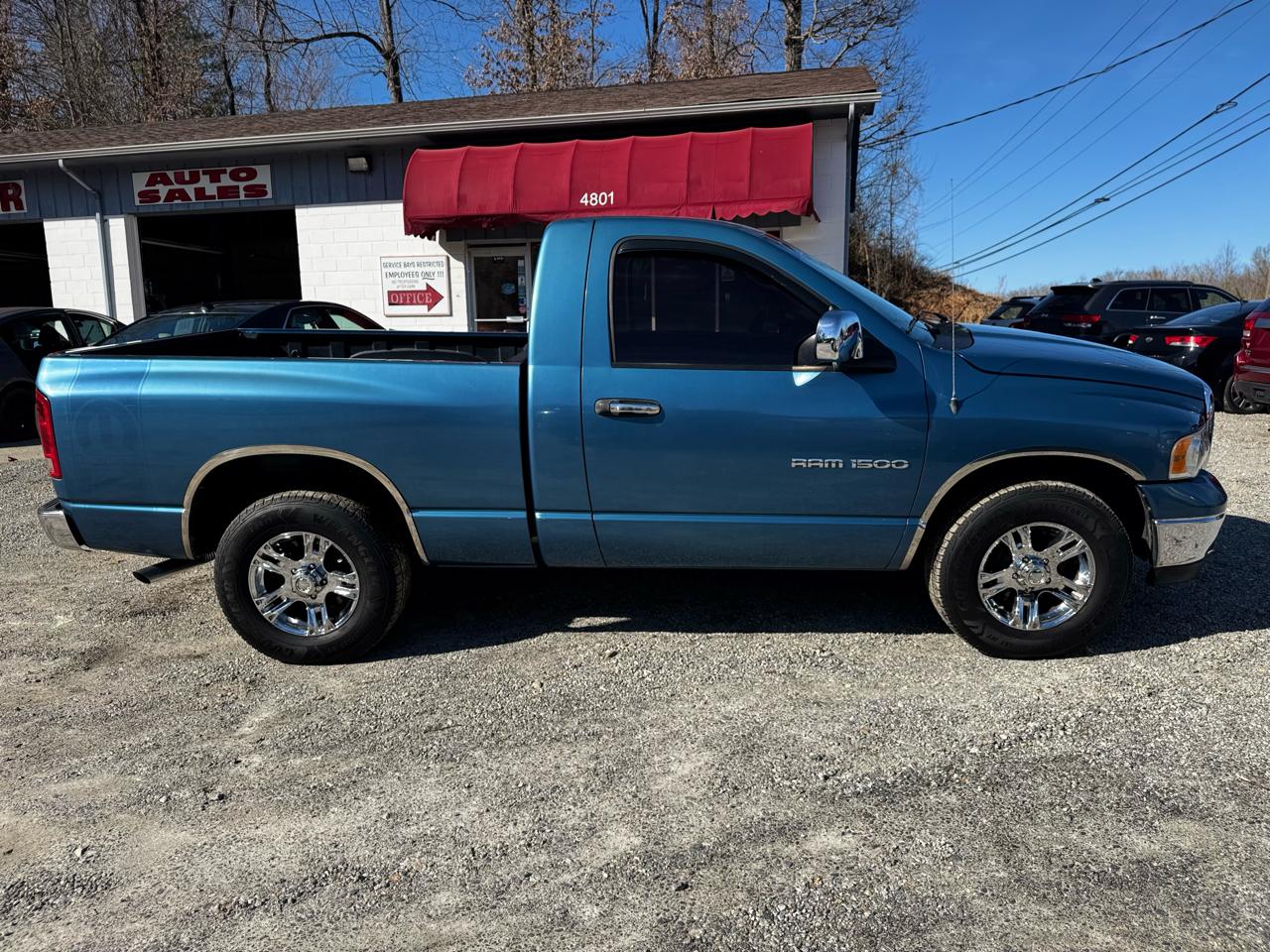 Dodge Ram 1500 2dr Reg Cab 120.5" WB SLT 2004