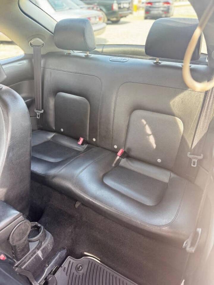 Volkswagen New Beetle Coupe 2dr 2.5L Auto 2006
