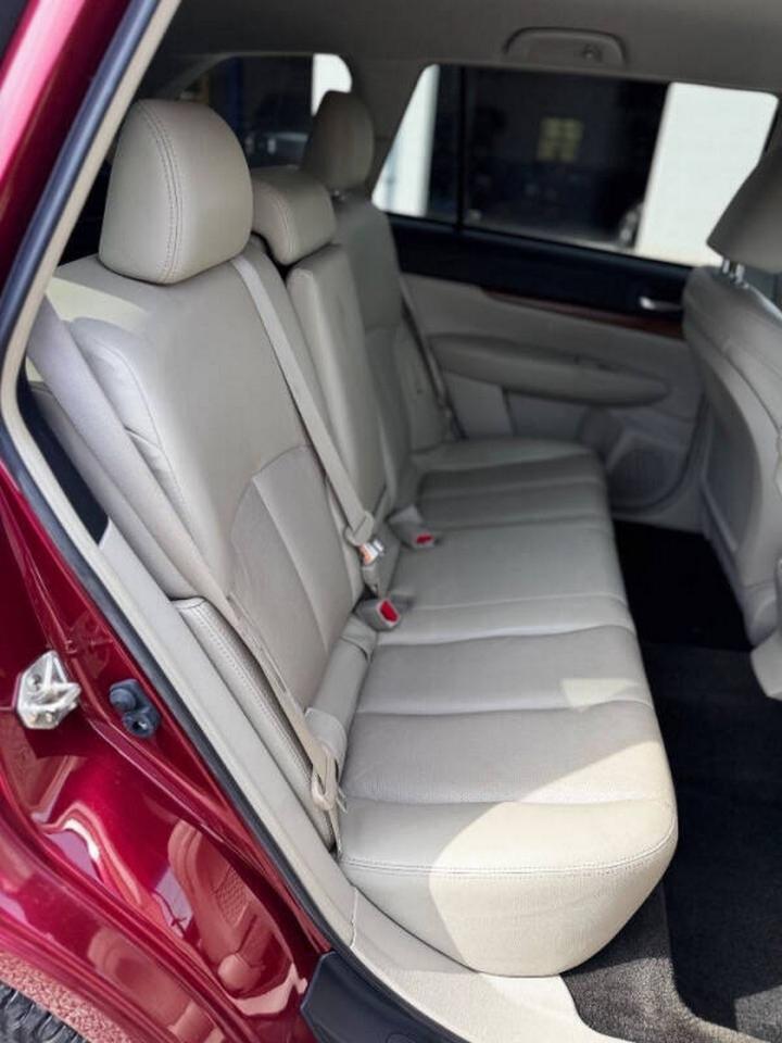 Subaru Outback 4dr Wgn H6 Auto 3.6R Limited 2014