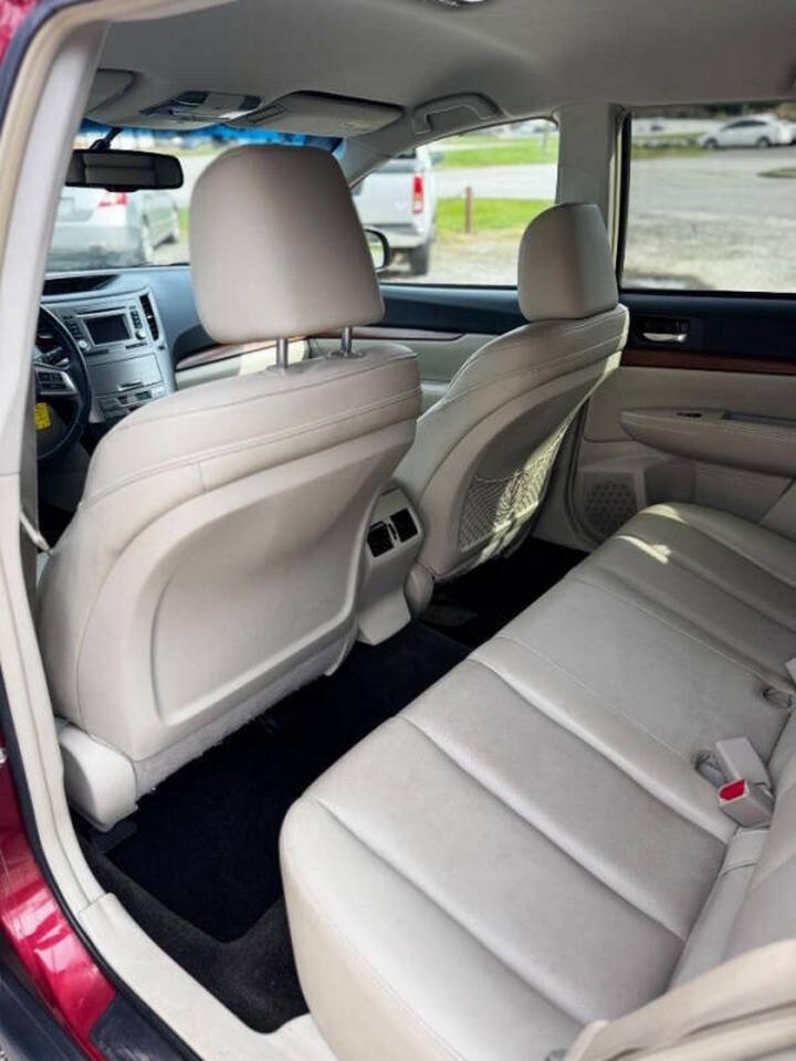 Subaru Outback 4dr Wgn H6 Auto 3.6R Limited 2014