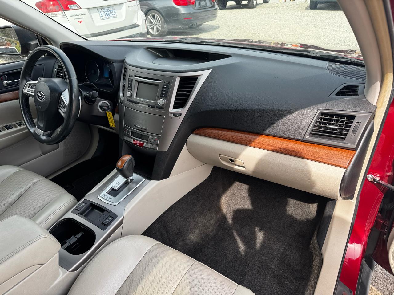 Subaru Outback 4dr Wgn H6 Auto 3.6R Limited 2014