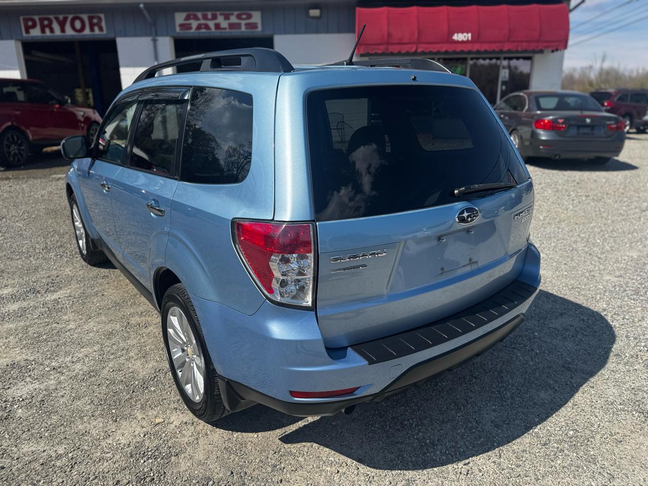 Subaru Forester 2.5X Premium 2012