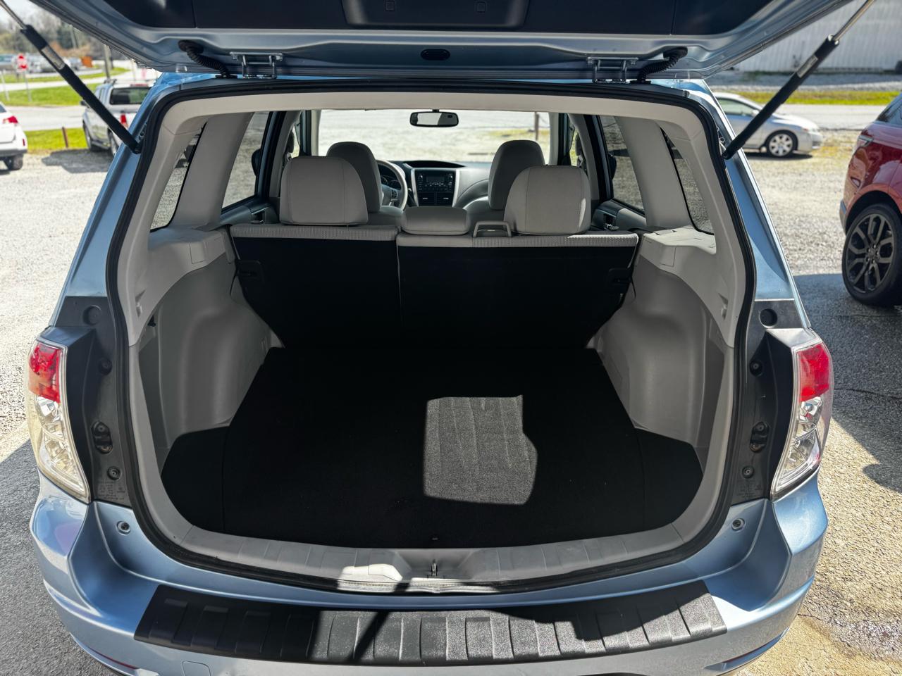 Subaru Forester 2.5X Premium 2012