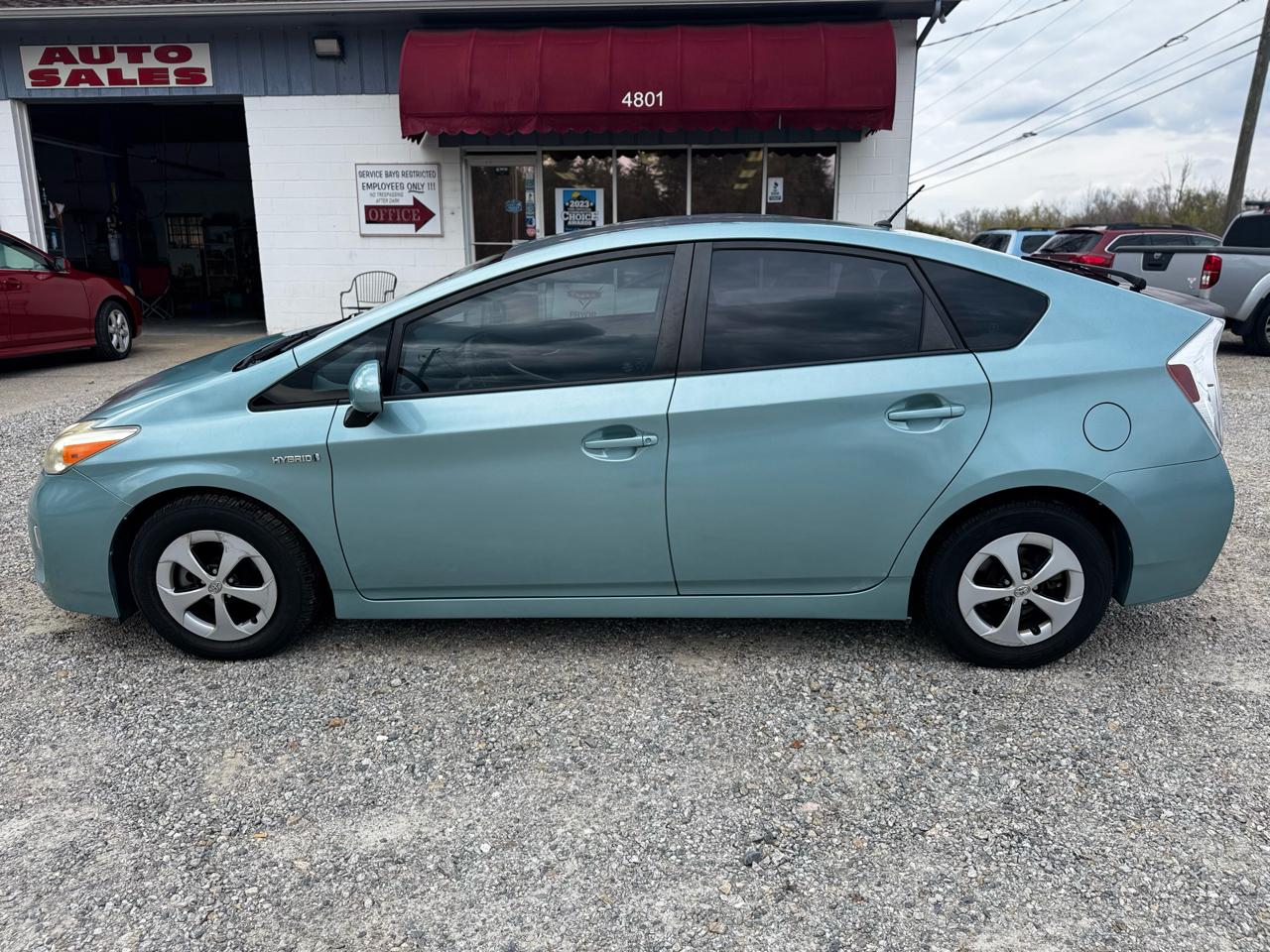 Toyota Prius Prius V 2012