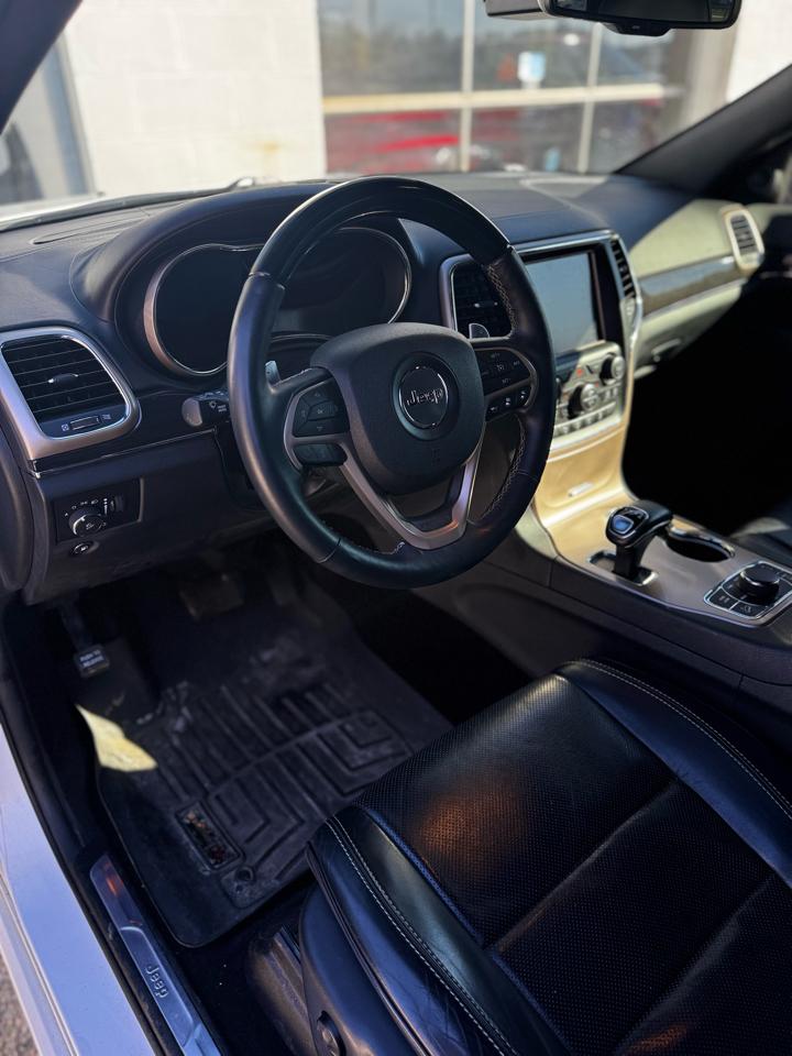 Jeep Grand Cherokee Overland 4WD 2014