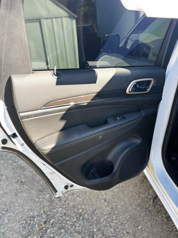 Jeep Grand Cherokee Overland 4WD 2014