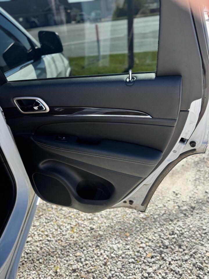 Jeep Grand Cherokee Overland 4WD 2014