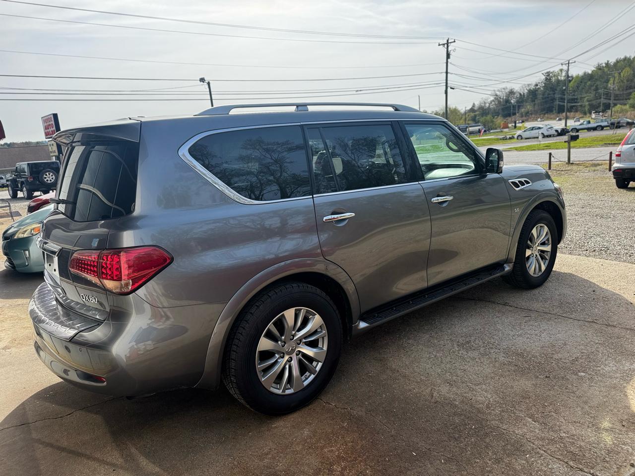 Infiniti QX80 2WD 2017