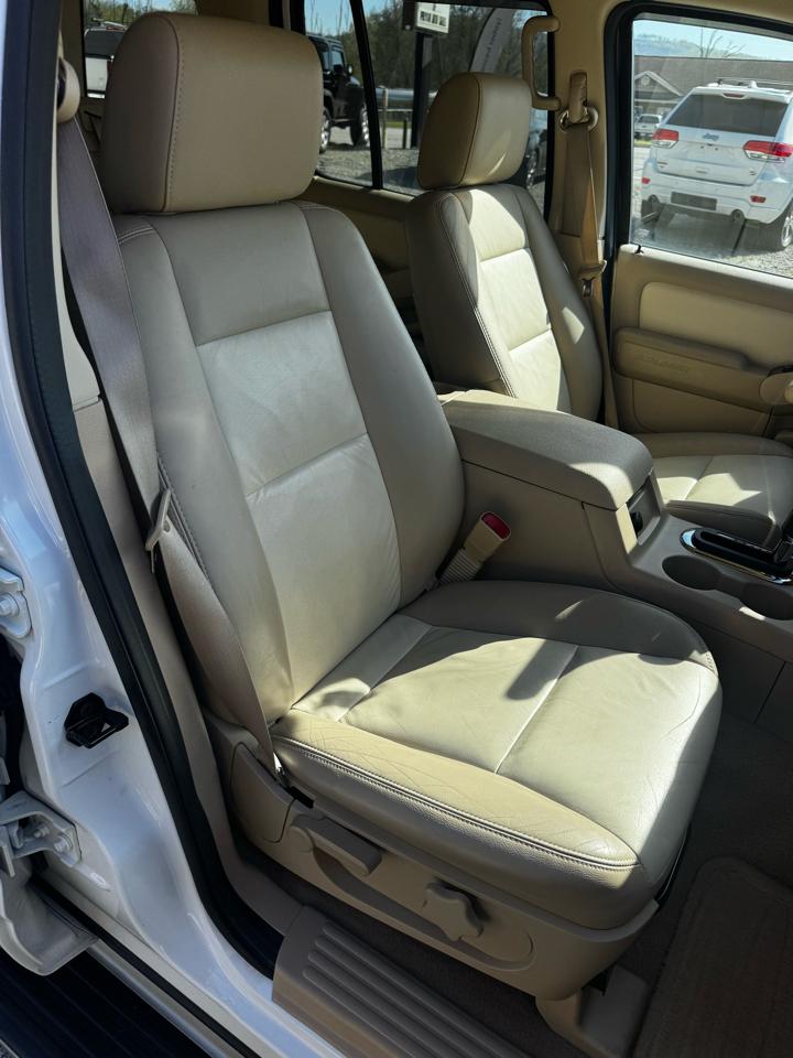 Ford Explorer Eddie Bauer 4.6L 4WD 2006