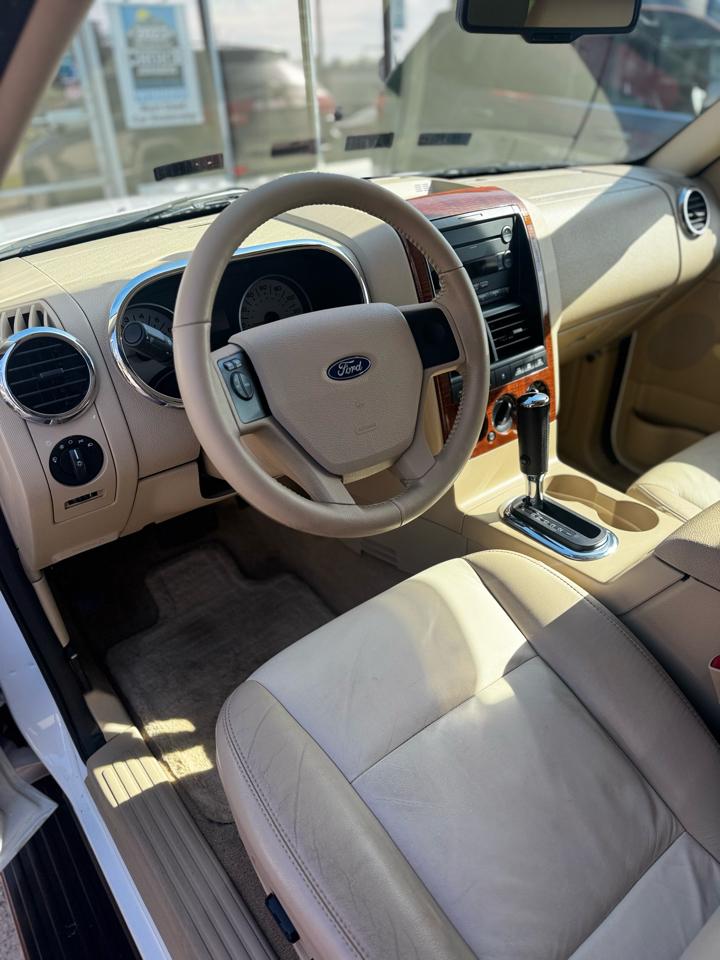 Ford Explorer Eddie Bauer 4.6L 4WD 2006