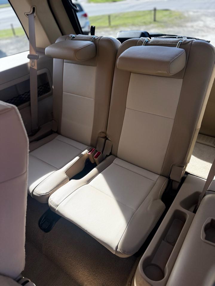 Ford Explorer Eddie Bauer 4.6L 4WD 2006