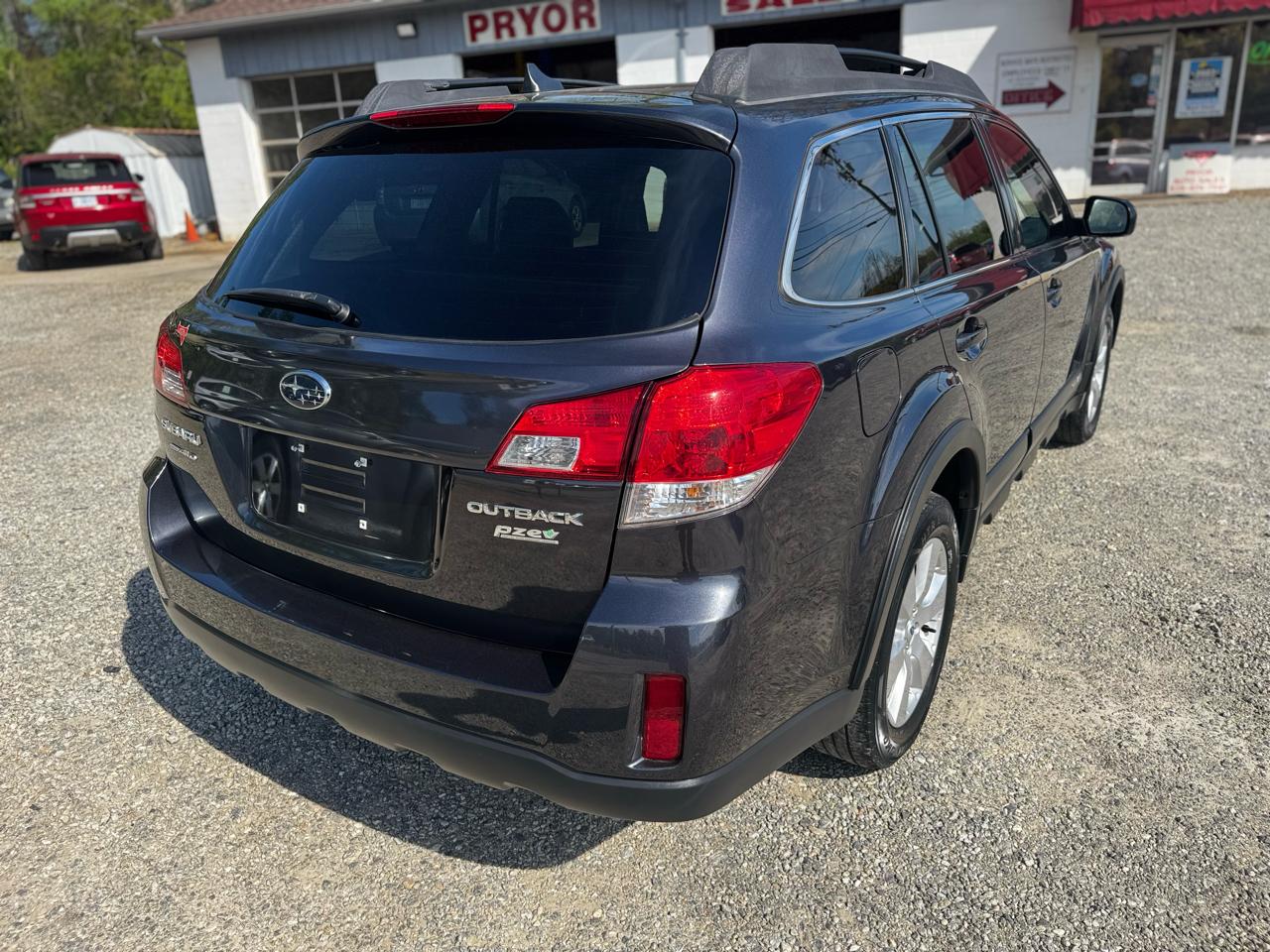 Subaru Outback 2.5i Limited 2012